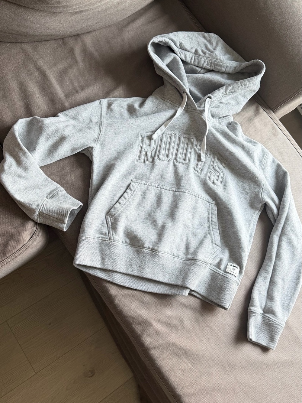 Roots Women's Light Gray Pullover Hoodie